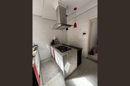 Casa à venda com 4 quartos, 148m² em Jardim Monte Kemel, São Paulo