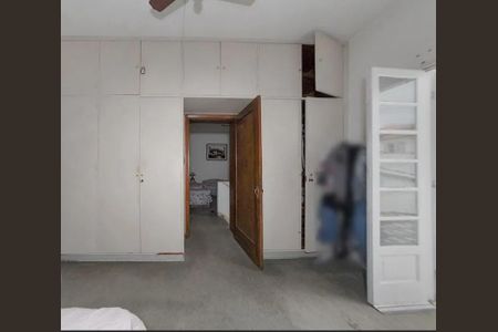 Casa à venda com 220m², 4 quartos e 2 vagas