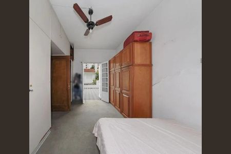 Casa à venda com 220m², 4 quartos e 2 vagas