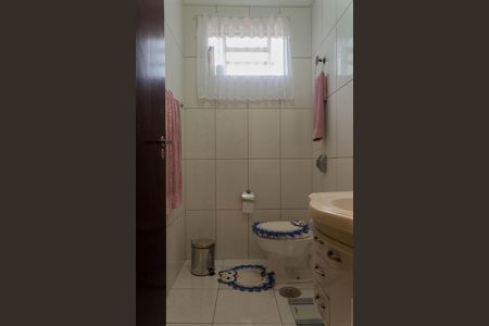Casa à venda com 155m², 4 quartos e 2 vagas Casa à venda com 155m², 4 quartos e 2 vagasBanheiro