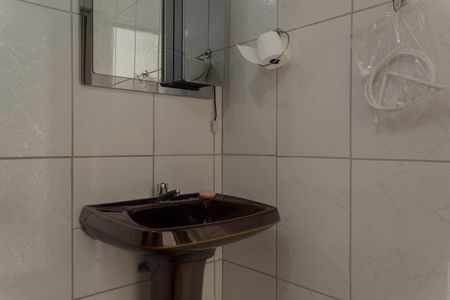 Casa à venda com 155m², 4 quartos e 2 vagas Casa à venda com 155m², 4 quartos e 2 vagasBanheiro da Suíte 1