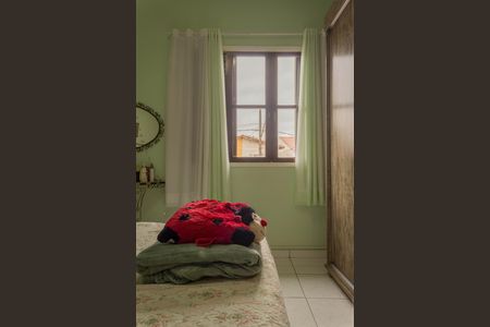 Casa à venda com 155m², 4 quartos e 2 vagas Casa à venda com 155m², 4 quartos e 2 vagasQuarto 1