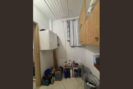 Apartamento à venda com 61m², 3 quartos e 1 vaga Apartamento à venda com 61m², 3 quartos e 1 vagaÁrea de Serviço