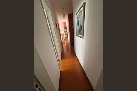 Corredor de apartamento à venda com 3 quartos, 61m² em Vila Isabel, Rio de Janeiro