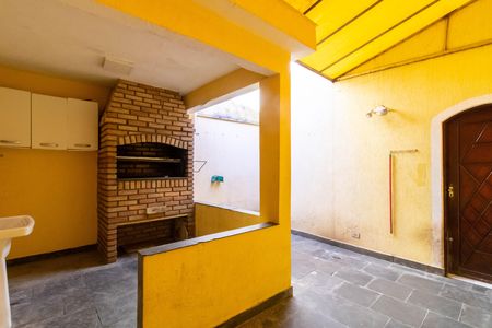 Casa para alugar com 180m², 2 quartos e 3 vagas Casa para alugar com 180m², 2 quartos e 3 vagasQuintal