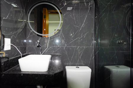 Apartamento para alugar com 34m², 2 quartos e sem vaga Apartamento para alugar com 34m², 2 quartos e sem vagaBanheiro