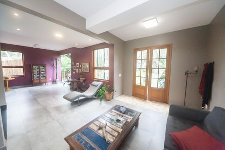 Casa de Condomínio à venda com 3 quartos, 350m² em Casa Branca, Brumadinho