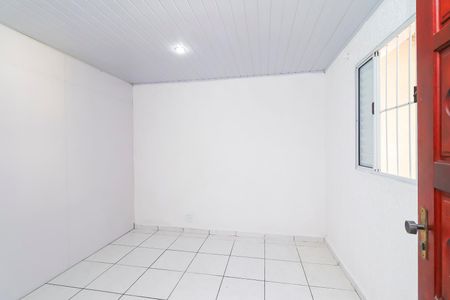 Quarto 2 de casa para alugar com 3 quartos, 60m² em Jardim Nélia, São Paulo