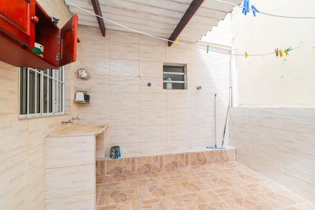 Casa para alugar com 60m², 3 quartos e sem vagaÁrea de Serviço