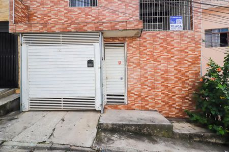 Casa para alugar com 60m², 3 quartos e sem vagaFachada
