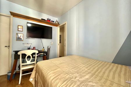 Apartamento à venda com 130m², 4 quartos e 2 vagas Apartamento à venda com 130m², 4 quartos e 2 vagasSuite 3