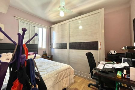 Apartamento à venda com 130m², 4 quartos e 2 vagas Apartamento à venda com 130m², 4 quartos e 2 vagasSuite 1