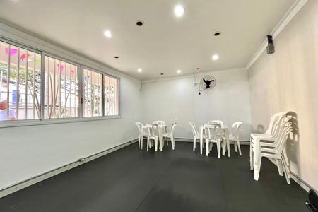 Apartamento à venda com 130m², 4 quartos e 2 vagas Apartamento à venda com 130m², 4 quartos e 2 vagasÁrea comum