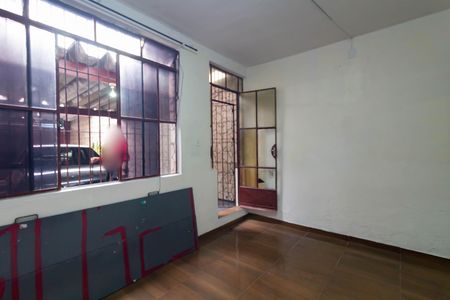 Sala de casa para alugar com 2 quartos, 110m² em Vila Carmosina, São Paulo