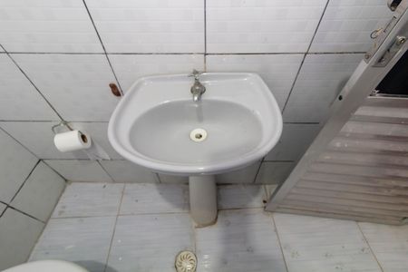 Casa para alugar com 110m², 2 quartos e 1 vaga Casa para alugar com 110m², 2 quartos e 1 vagaBanheiro