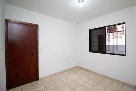 Casa para alugar com 260m², 3 quartos e 8 vagas Casa para alugar com 260m², 3 quartos e 8 vagasQuarto 1