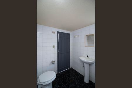 Casa para alugar com 260m², 3 quartos e 8 vagas Casa para alugar com 260m², 3 quartos e 8 vagasBanheiro - Edícula