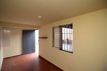 Casa para alugar com 260m², 3 quartos e 8 vagas Casa para alugar com 260m², 3 quartos e 8 vagasCozinha - Edícula