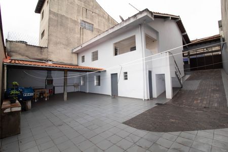 Casa para alugar com 260m², 3 quartos e 8 vagas Casa para alugar com 260m², 3 quartos e 8 vagasÁrea externa