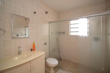Casa para alugar com 260m², 3 quartos e 8 vagas Casa para alugar com 260m², 3 quartos e 8 vagasBanheiro