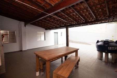 Casa para alugar com 260m², 3 quartos e 8 vagas Casa para alugar com 260m², 3 quartos e 8 vagasÁrea externa - Gourmet