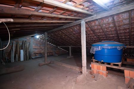 Casa para alugar com 260m², 3 quartos e 8 vagas Casa para alugar com 260m², 3 quartos e 8 vagasSótão