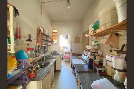 Apartamento para alugar com 71m², 2 quartos e sem vaga