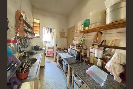 Apartamento para alugar com 71m², 2 quartos e sem vaga