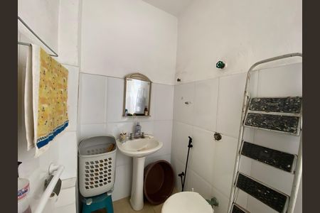 Apartamento para alugar com 71m², 2 quartos e sem vaga