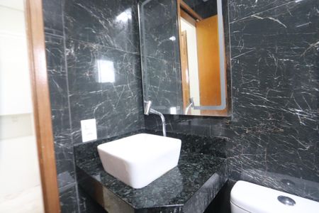 Apartamento para alugar com 35m², 2 quartos e sem vagaBanheiro