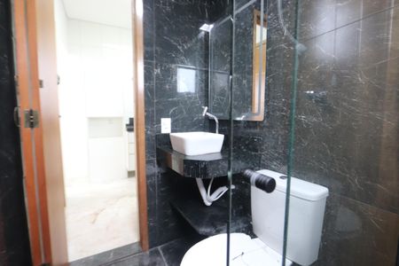 Apartamento para alugar com 35m², 2 quartos e sem vagaBanheiro
