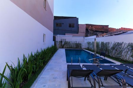 Apartamento para alugar com 27m², 1 quarto e sem vaga Apartamento para alugar com 27m², 1 quarto e sem vagaÁrea comum - Piscina