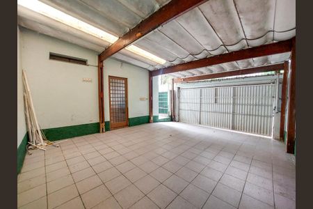 Garagem de casa à venda com 3 quartos, 151m² em Brooklin, São Paulo