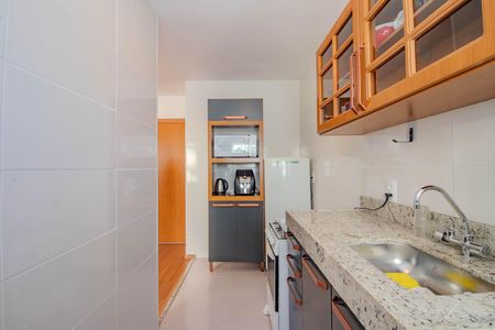 Apartamento para alugar com 44m², 2 quartos e 1 vagaCozinha e Área de Serviço