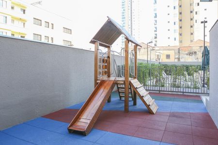 Apartamento à venda com 37m², 2 quartos e sem vaga Apartamento à venda com 37m², 2 quartos e sem vagaÁrea comum - Playground