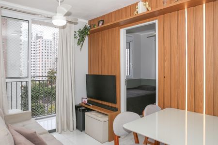 Apartamento à venda com 37m², 2 quartos e sem vaga Apartamento à venda com 37m², 2 quartos e sem vagaSala