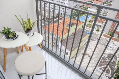 Apartamento à venda com 37m², 2 quartos e sem vaga Apartamento à venda com 37m², 2 quartos e sem vagaSacada