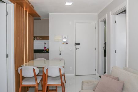 Apartamento à venda com 37m², 2 quartos e sem vaga Apartamento à venda com 37m², 2 quartos e sem vagaSala