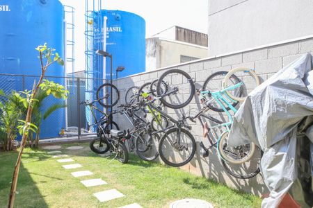 Apartamento à venda com 37m², 2 quartos e sem vaga Apartamento à venda com 37m², 2 quartos e sem vagaBicicletário