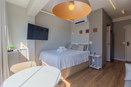 Kitnet/Studio de kitnet/studio à venda com 1 quarto, 24m² em Vila Madalena, São Paulo