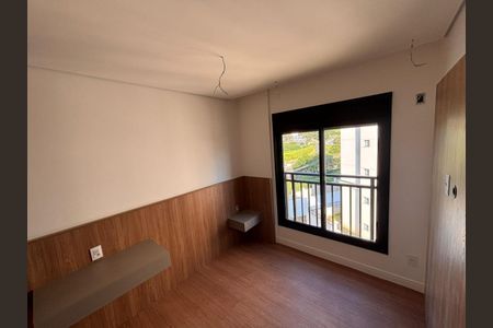 Quarto de apartamento à venda com 3 quartos, 165m² em Bairro das Palmeiras, Campinas