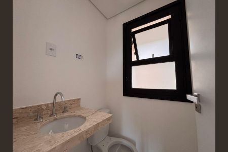 Banheiro  de apartamento à venda com 3 quartos, 91m² em Bairro das Palmeiras, Campinas