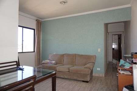 Sala de apartamento para alugar com 2 quartos, 48m² em Jardim Vitória, Embu das Artes