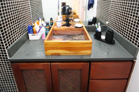 Apartamento à venda com 62m², 2 quartos e 1 vaga Apartamento à venda com 62m², 2 quartos e 1 vagaBanheiro