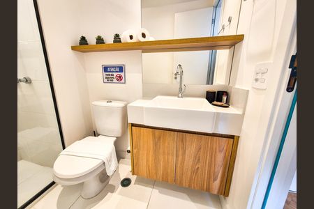 Studio à venda com 27m², 1 quarto e sem vaga Studio à venda com 27m², 1 quarto e sem vagaBanheiro