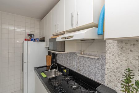 Apartamento à venda com 49m², 2 quartos e 1 vaga Apartamento à venda com 49m², 2 quartos e 1 vagaCozinha e Área de Serviço