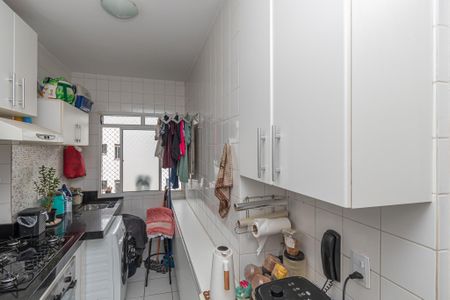 Apartamento à venda com 49m², 2 quartos e 1 vaga Apartamento à venda com 49m², 2 quartos e 1 vagaCozinha e Área de Serviço