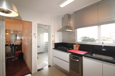 Apartamento à venda com 159m², 3 quartos e 3 vagasCozinha