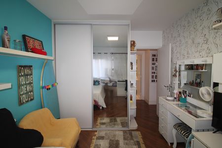 Apartamento à venda com 159m², 3 quartos e 3 vagasQuarto 3