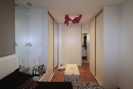 Apartamento à venda com 159m², 3 quartos e 3 vagasQuarto 2